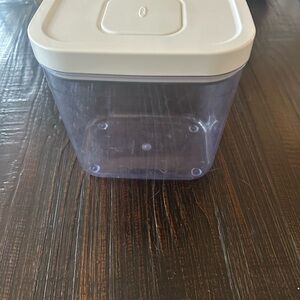 Oxo White and Clear Food Storage Container